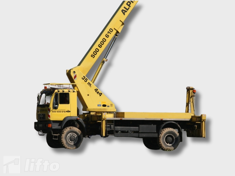 Podnośnik koszowy Wumag WT 350 4x4